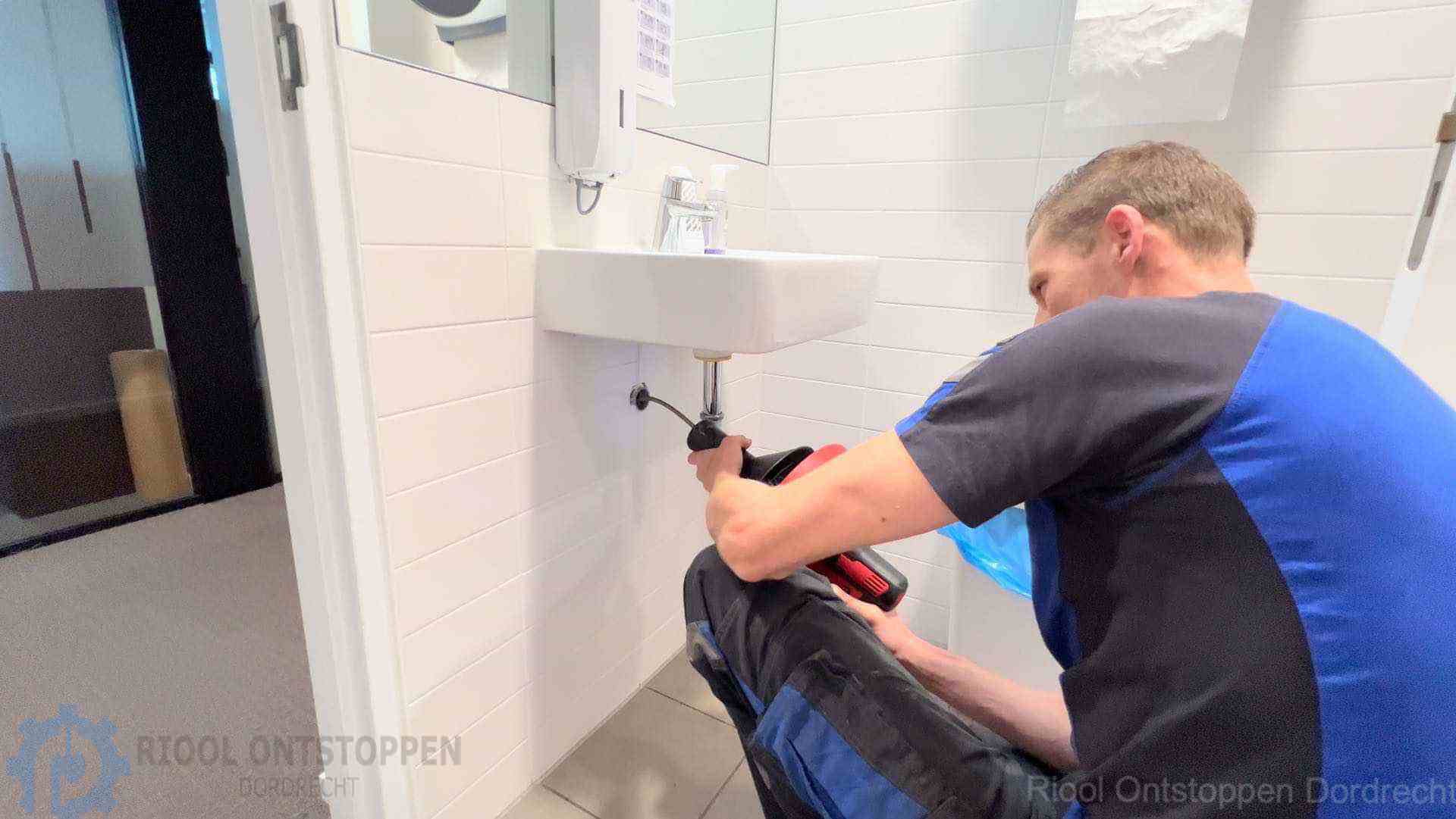 Afvoer ontstoppen Dordrecht Afvoer ontstoppen Dordrecht